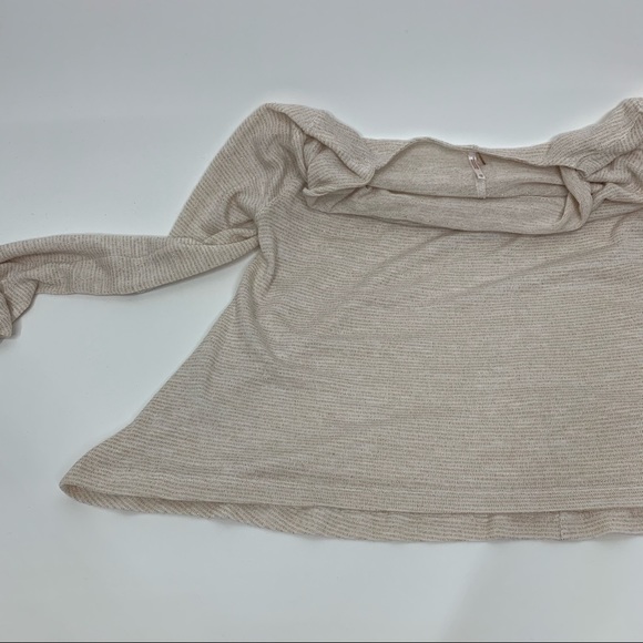 Free People Gold Metallic Fleck Ivory Lightweight Knit Cowl Neck Sweater Size XS - Picture 9 of 15